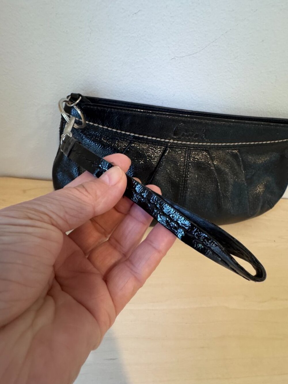 Coach Black Patent Leather Clutch – Sleek Glossy Pouch 🔥 - Picture 7 of 14